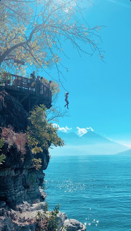 2023 November 14 - Weekly Q and A - Cristina Lara Vargas - cliff jumping